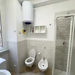 Valerias Nest Elegant With Wifi And Charm 公寓
