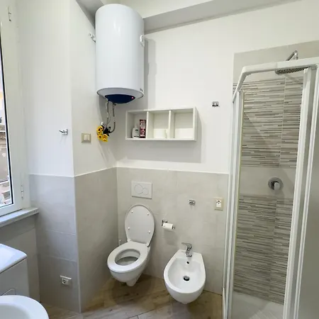 Valerias Nest Elegant With Wifi And Charm Appartement